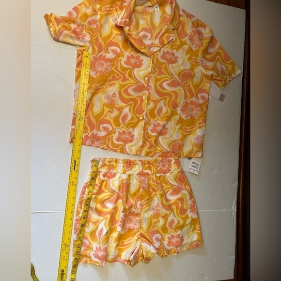 BP (Brass Plum)Nordstroms retro style floral shorts pajama set . NWT Sz-M T15 - Picture 8 of 9